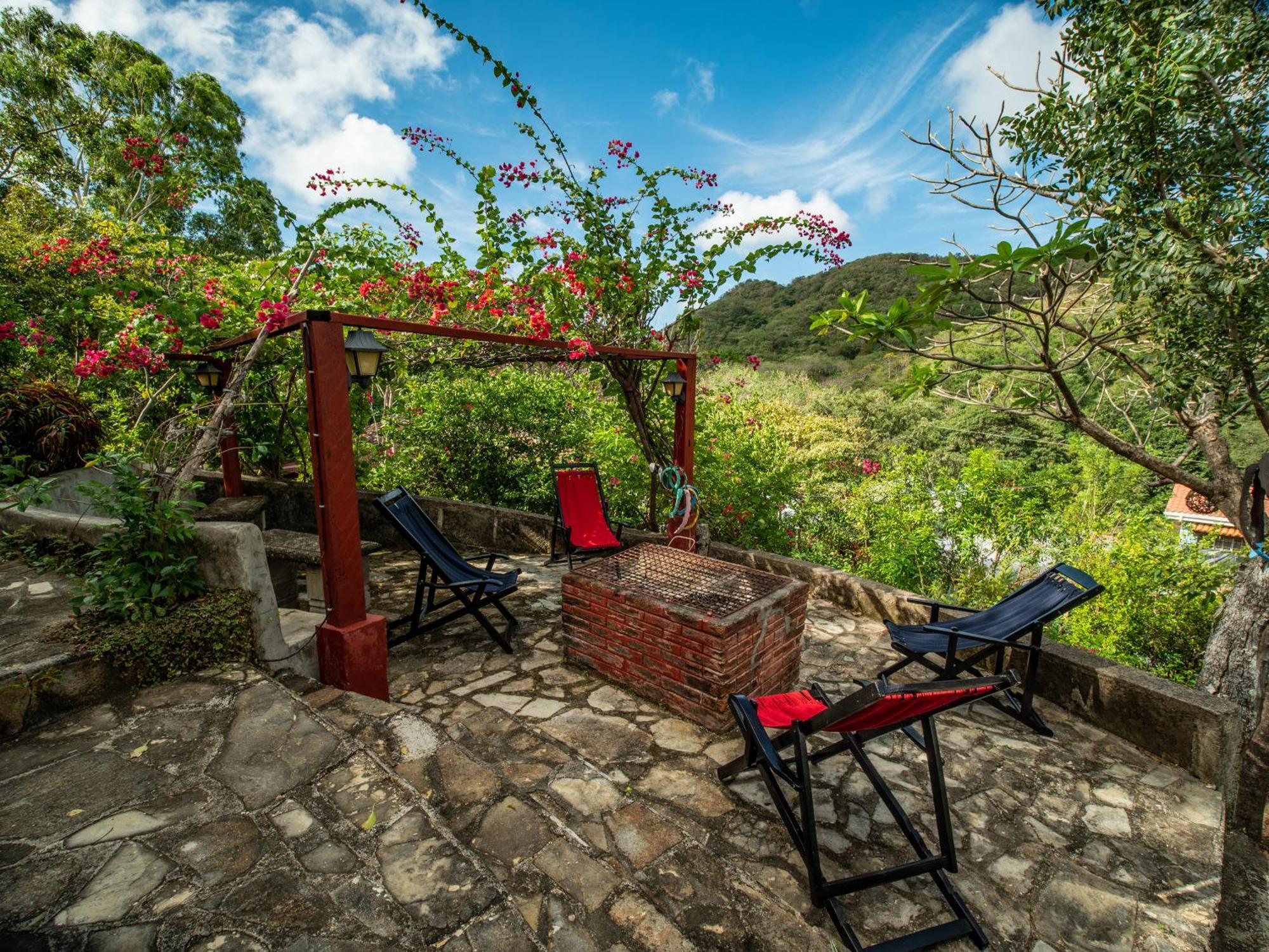 1 Bedroom Apartment With Bay View, 3 Blocks From Beach And Center Of San Juan 산 후안 델 수르 외부 사진